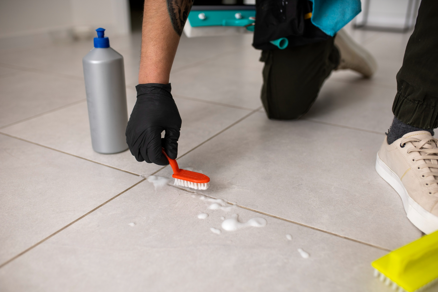 How to Keep Tile and Grout Sparkling Clean