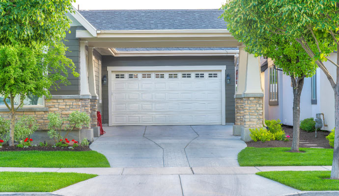 Concrete driveway cleaning