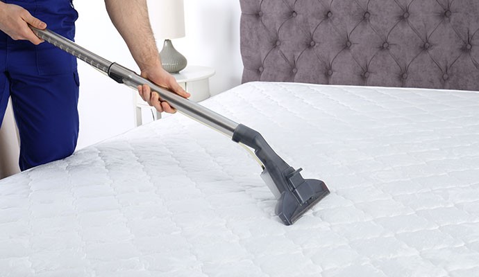 mattress cleaning using vacuum a cleaner